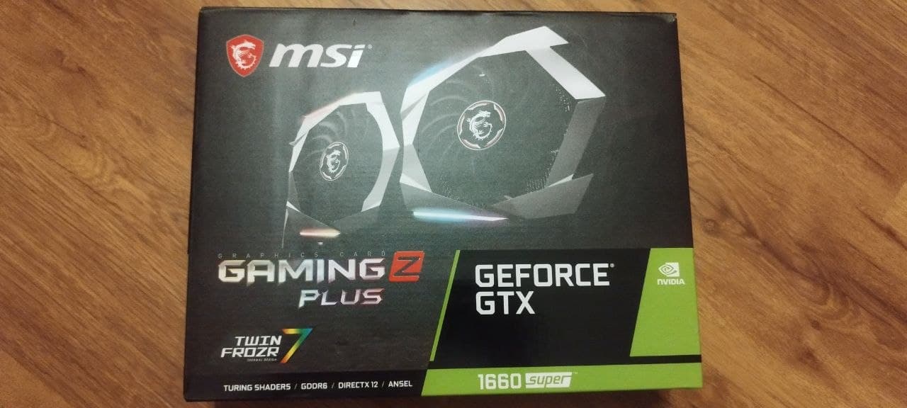 Коробка видеокарты MSI GeForce GTX 1660 Super Gaming Z Plus.