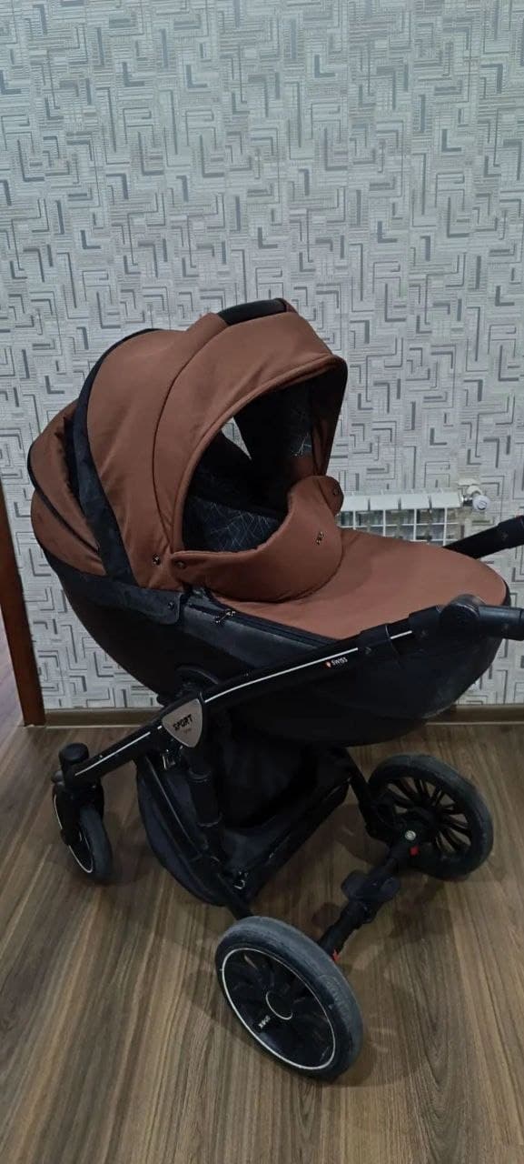 Всем привет, по причине переезда продаю данный комплект, коляска,…