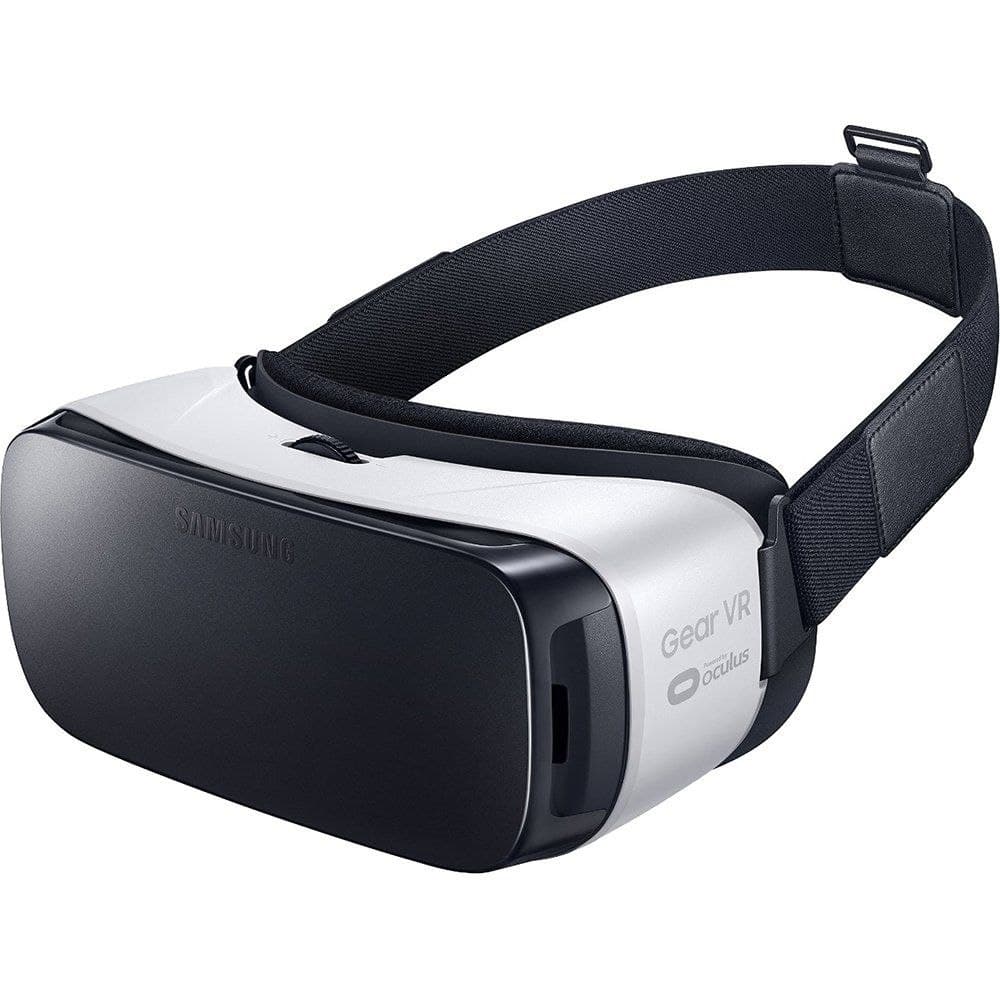 Белая VR-гарнитура Samsung Gear VR с черной передней панелью и черным ремешком.
