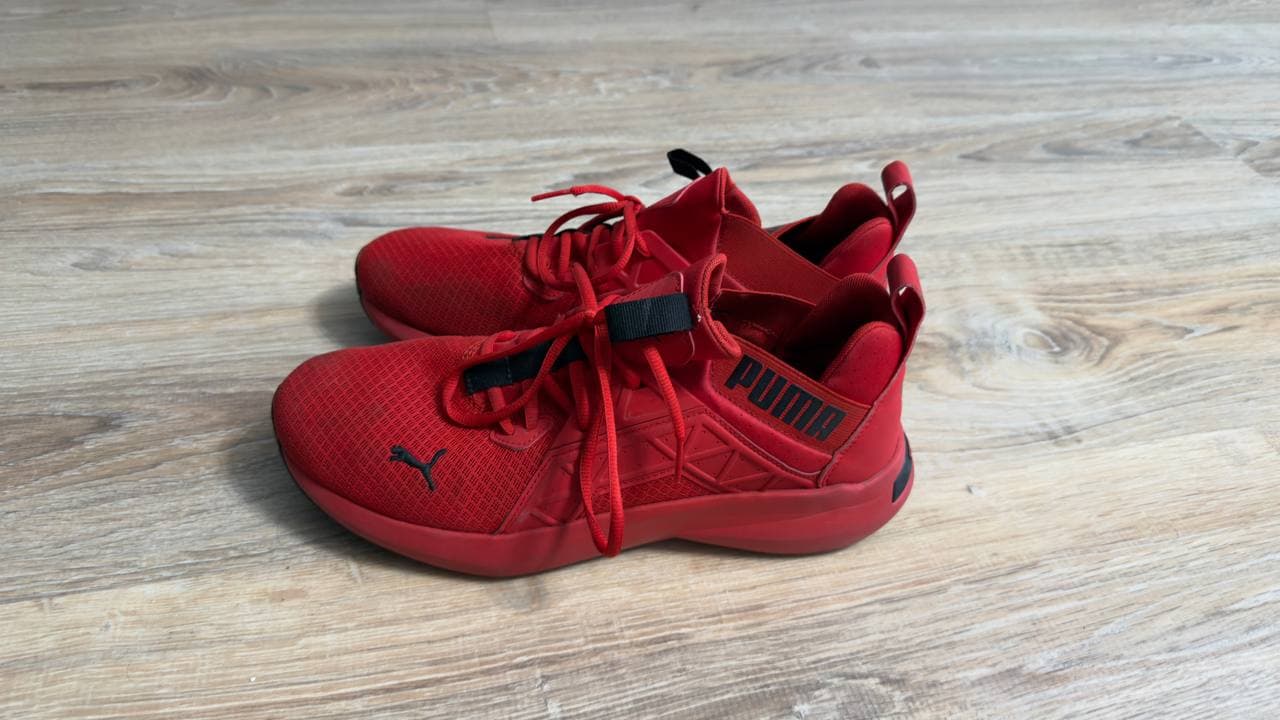 Продаются кроссовки Puma 44 размер. Носились пару раз. в хорошем…