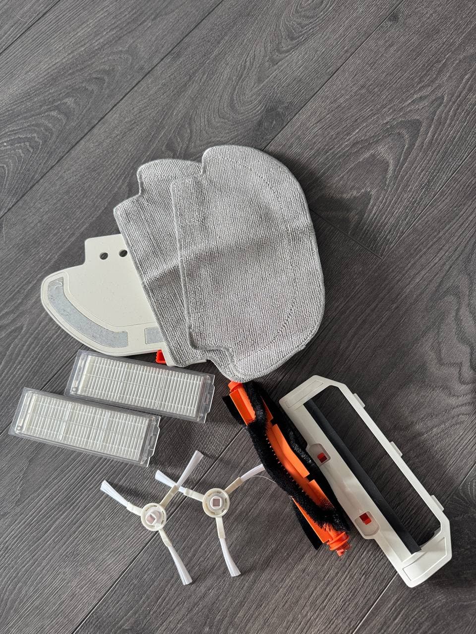 Продаю робот пылесос Xiaomi vacuum S10, в хорошем состоянии, все работает прекрасно, все расходники , фото 4