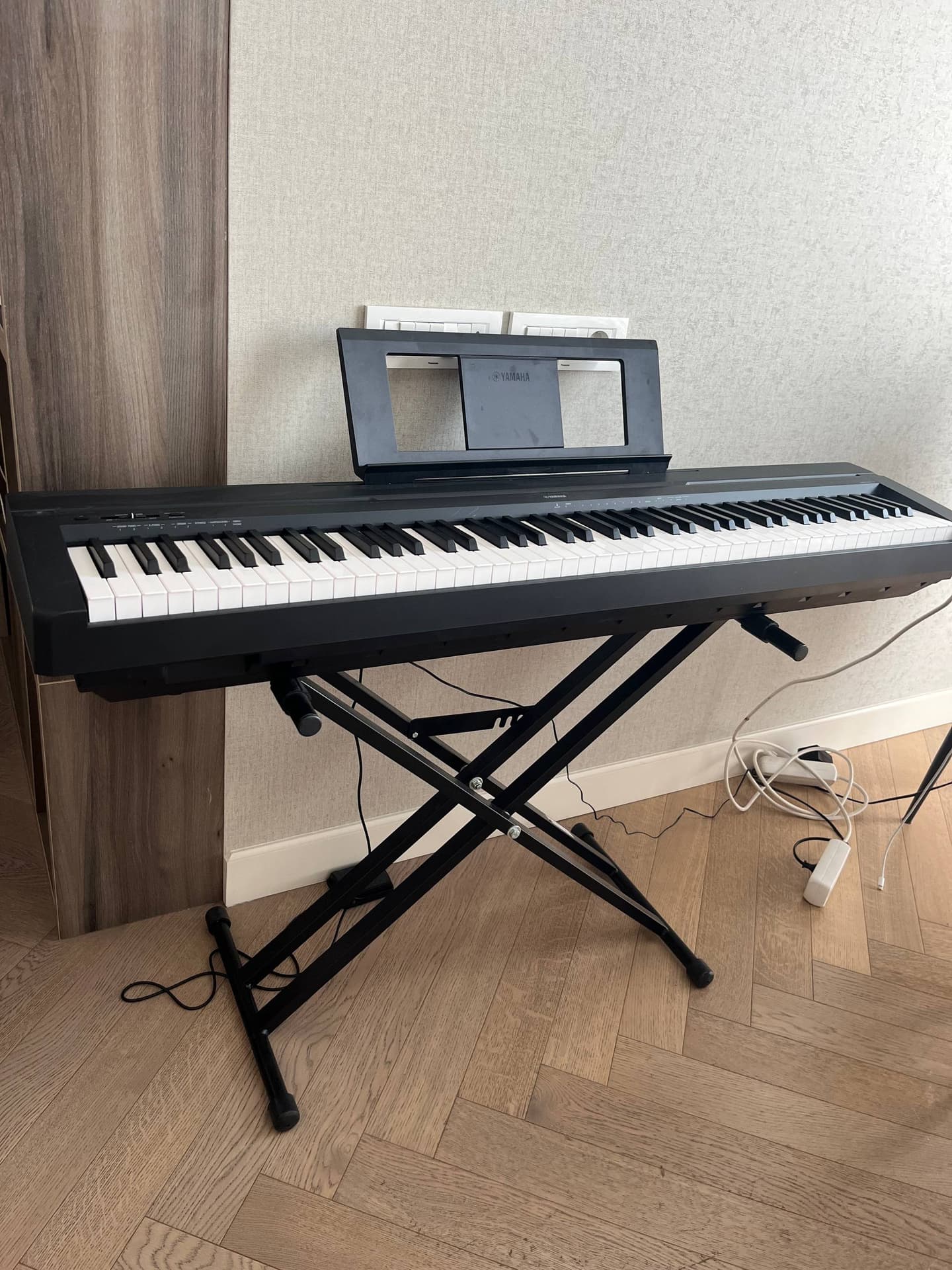 Продам электронное пианино Yamaha P45-B