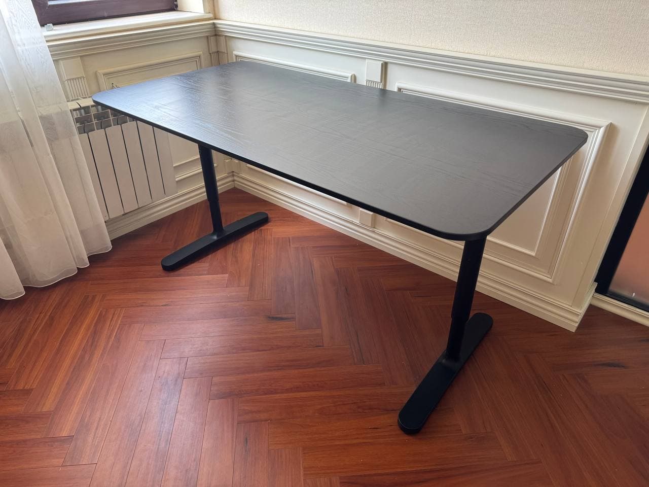 BEKANT IKEA hündürlüyü tənzimlənən iş masası, qara, 160x80 cm, şəkil 1
