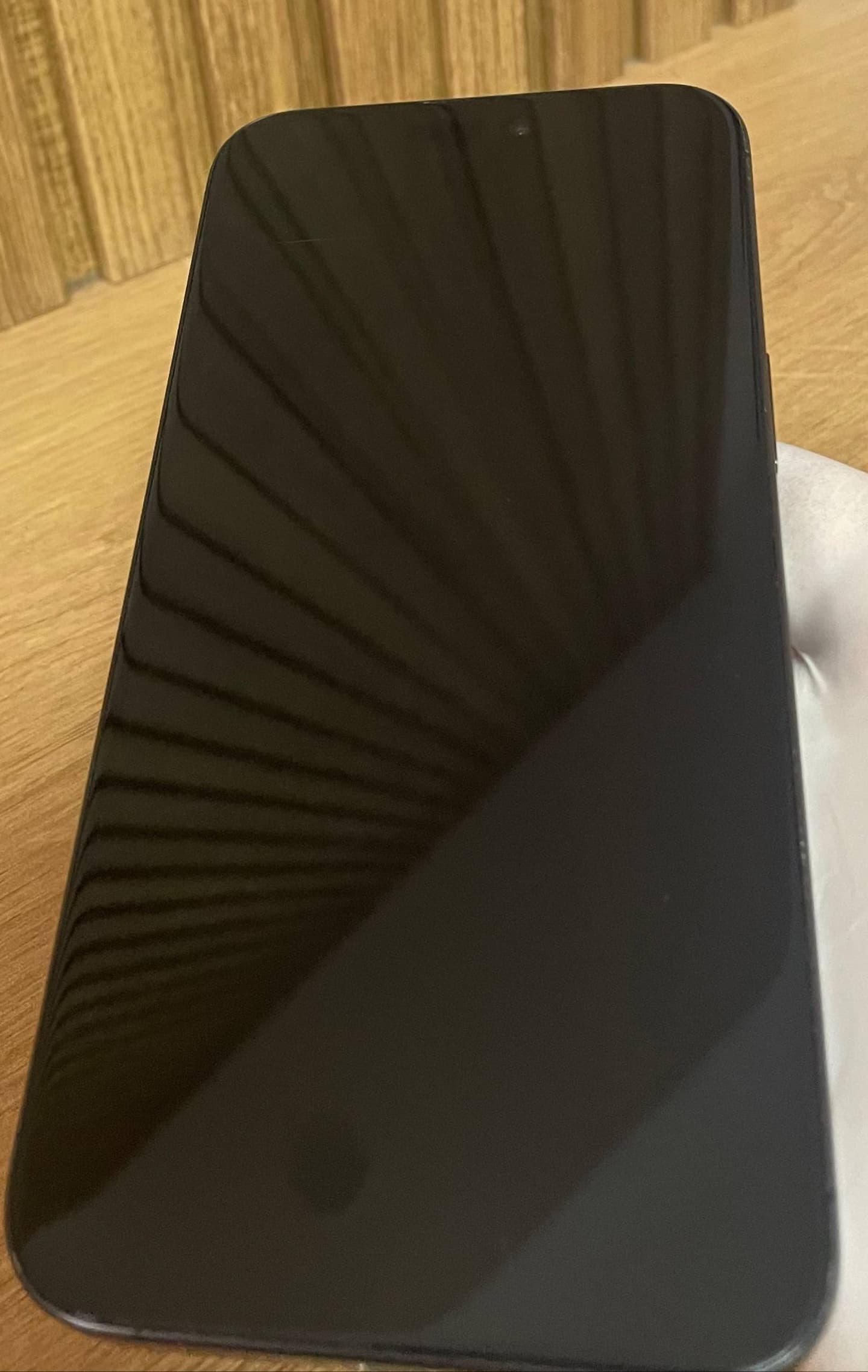 Продам iPhone 15 Pro Max Чёрный цвет, память 256 ГБ. Состояние среднее: имеются царапины по корпусу , фото 2