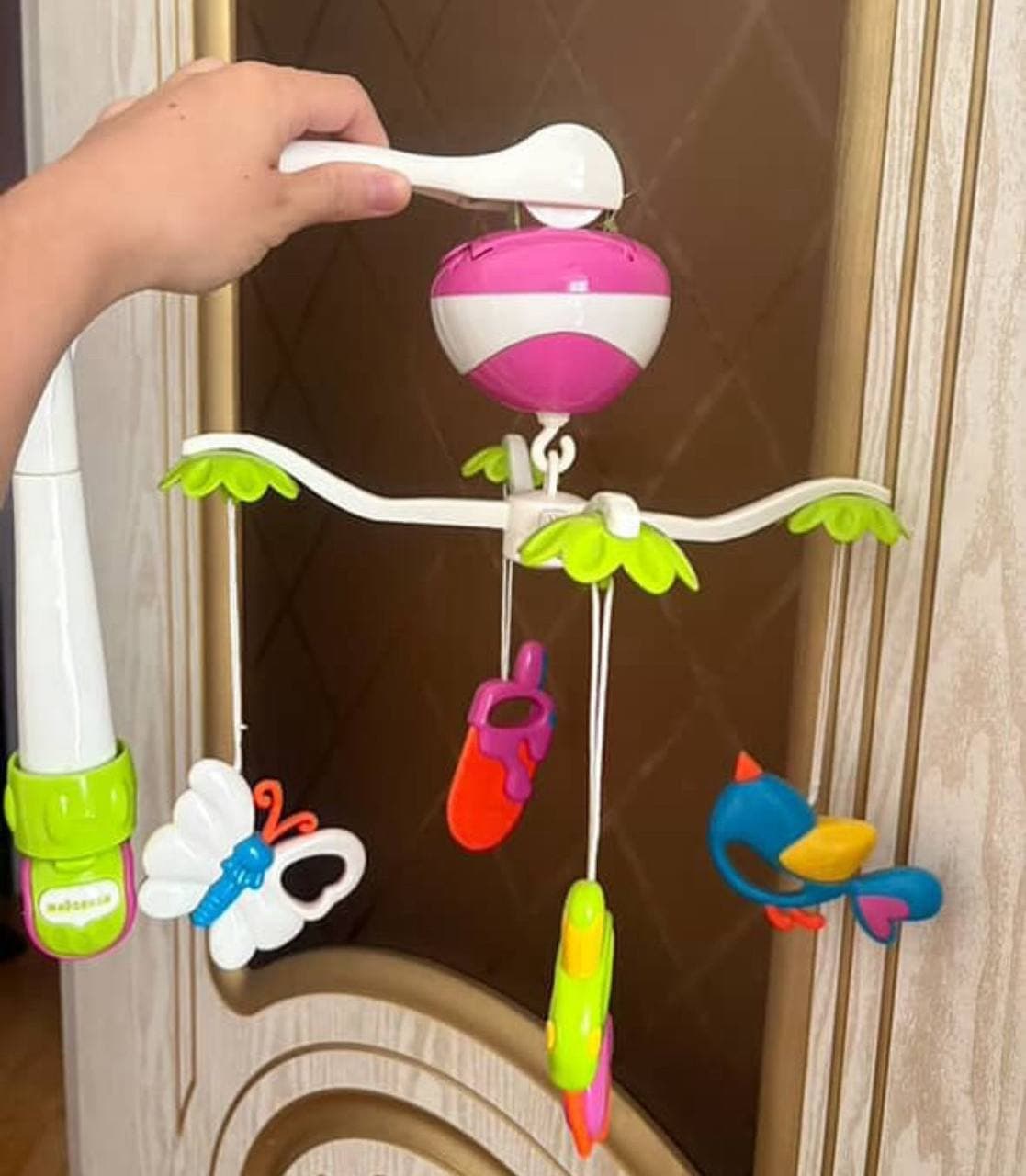 Мобиль с колыбельными мелодиями