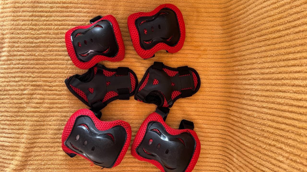 Оригинальный лёгкий шлем Specialized Shuffle SB и детская защита