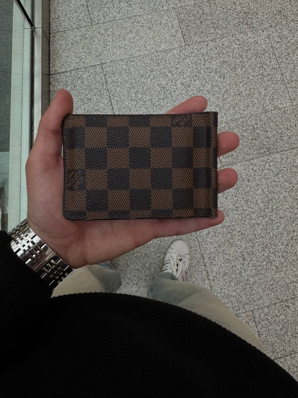 Louis Vuitton PARIS в идеальном состоянии вместительная очень…