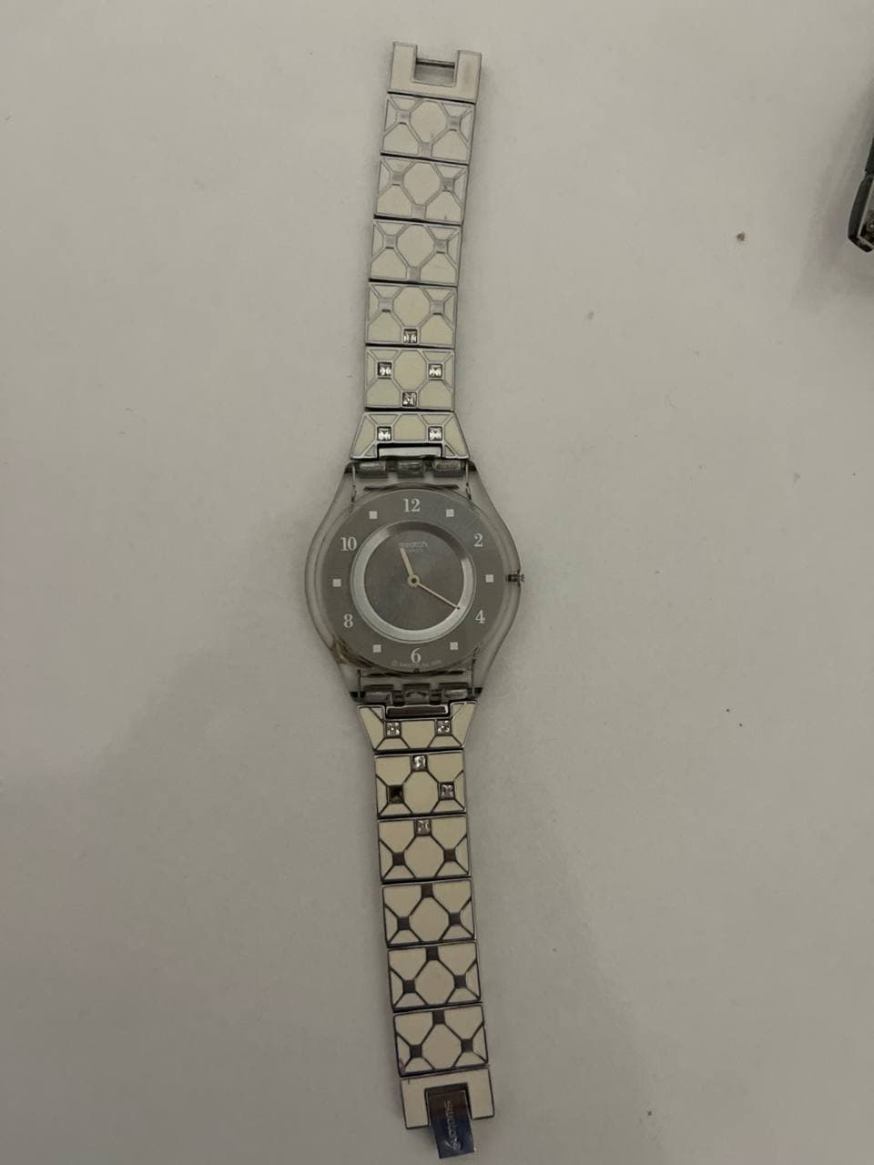 Orijinal Swatch saatı — 50m