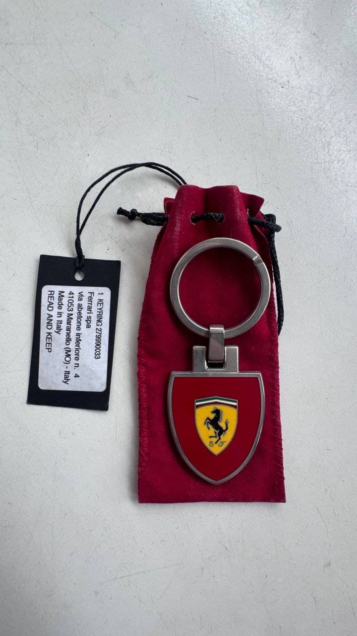 Orijinal Ferrari açarbağı — 100 azn