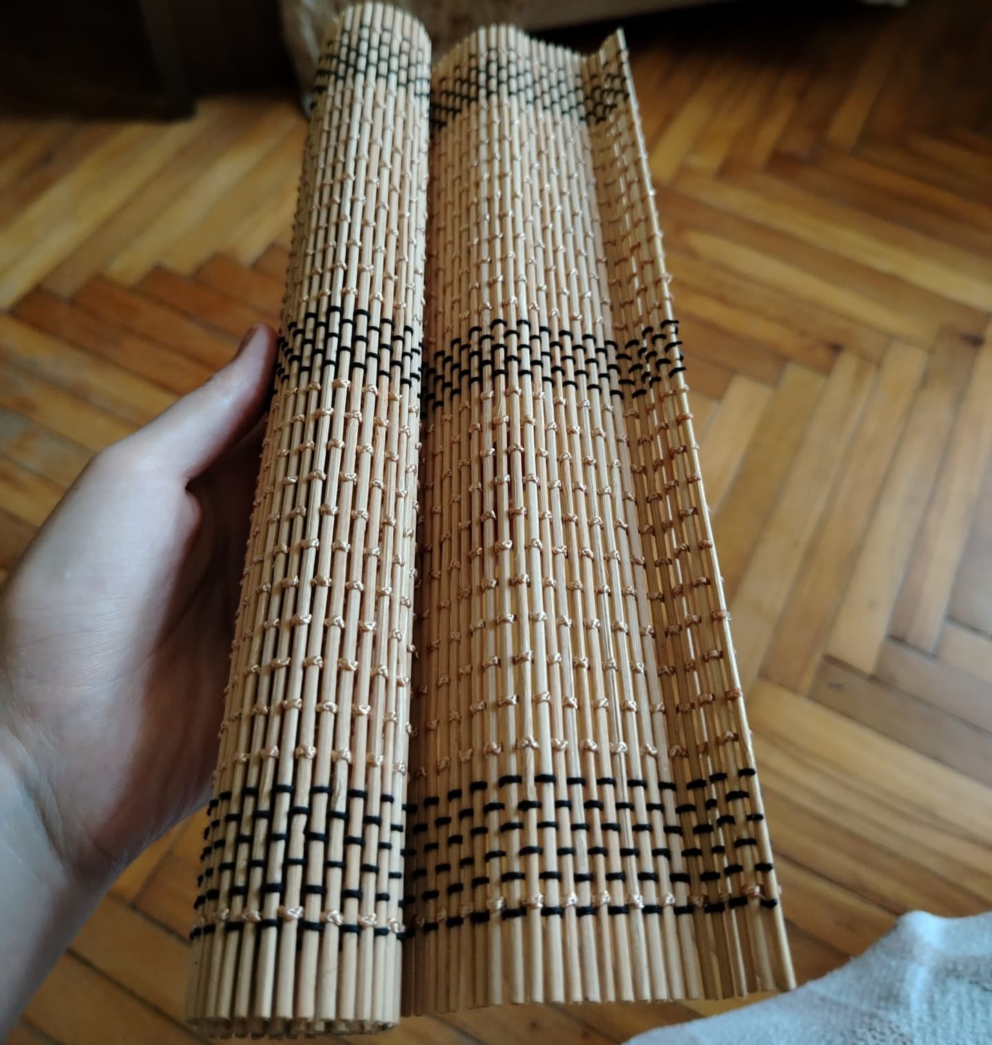 Циновка для суши и роллов