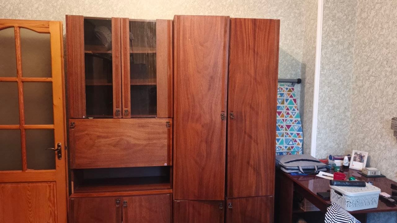 Продаю старую мебель, цена договорная