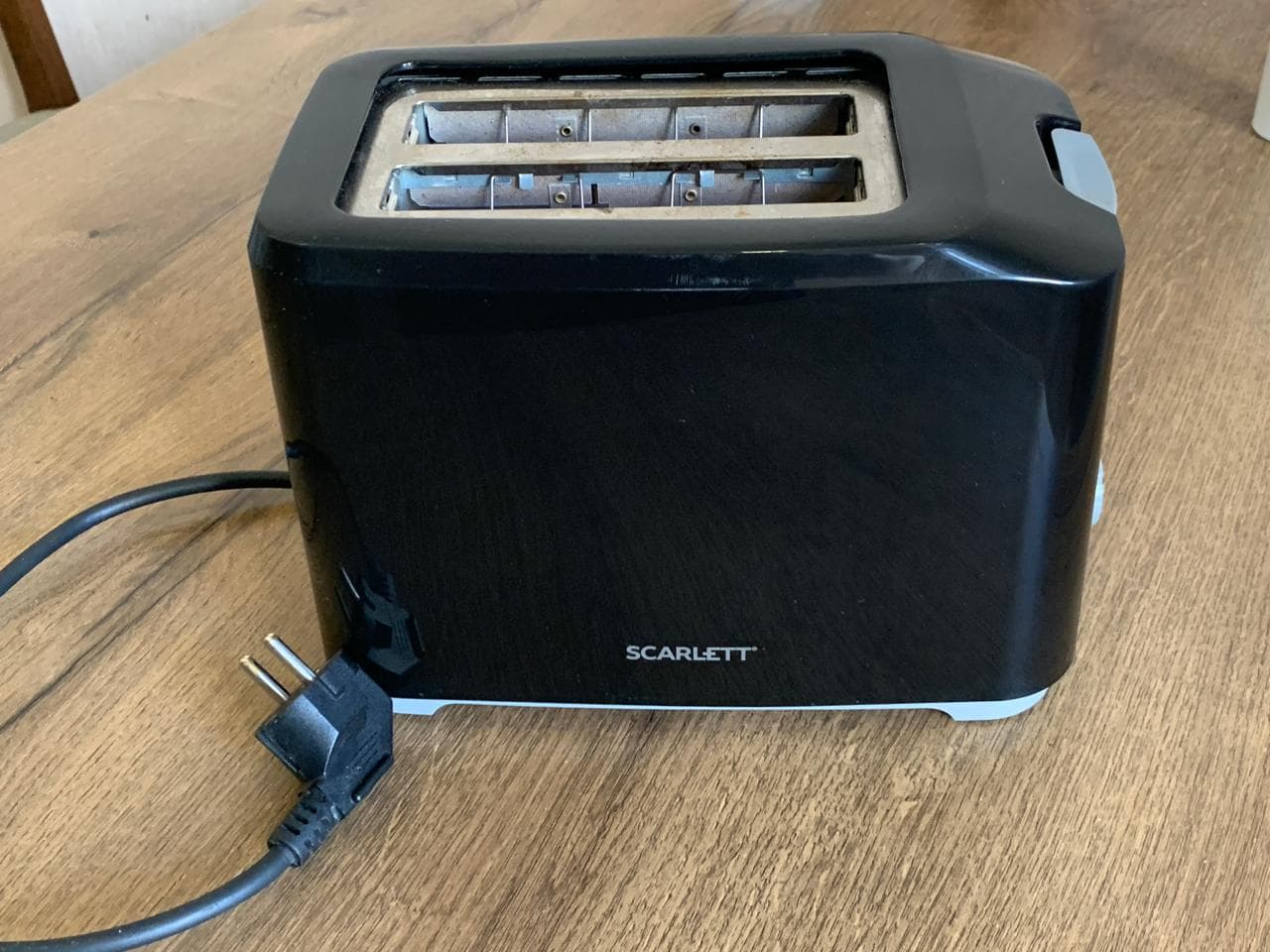Çörək qızardanı Scarlett SC-TM11020, şəkil 1