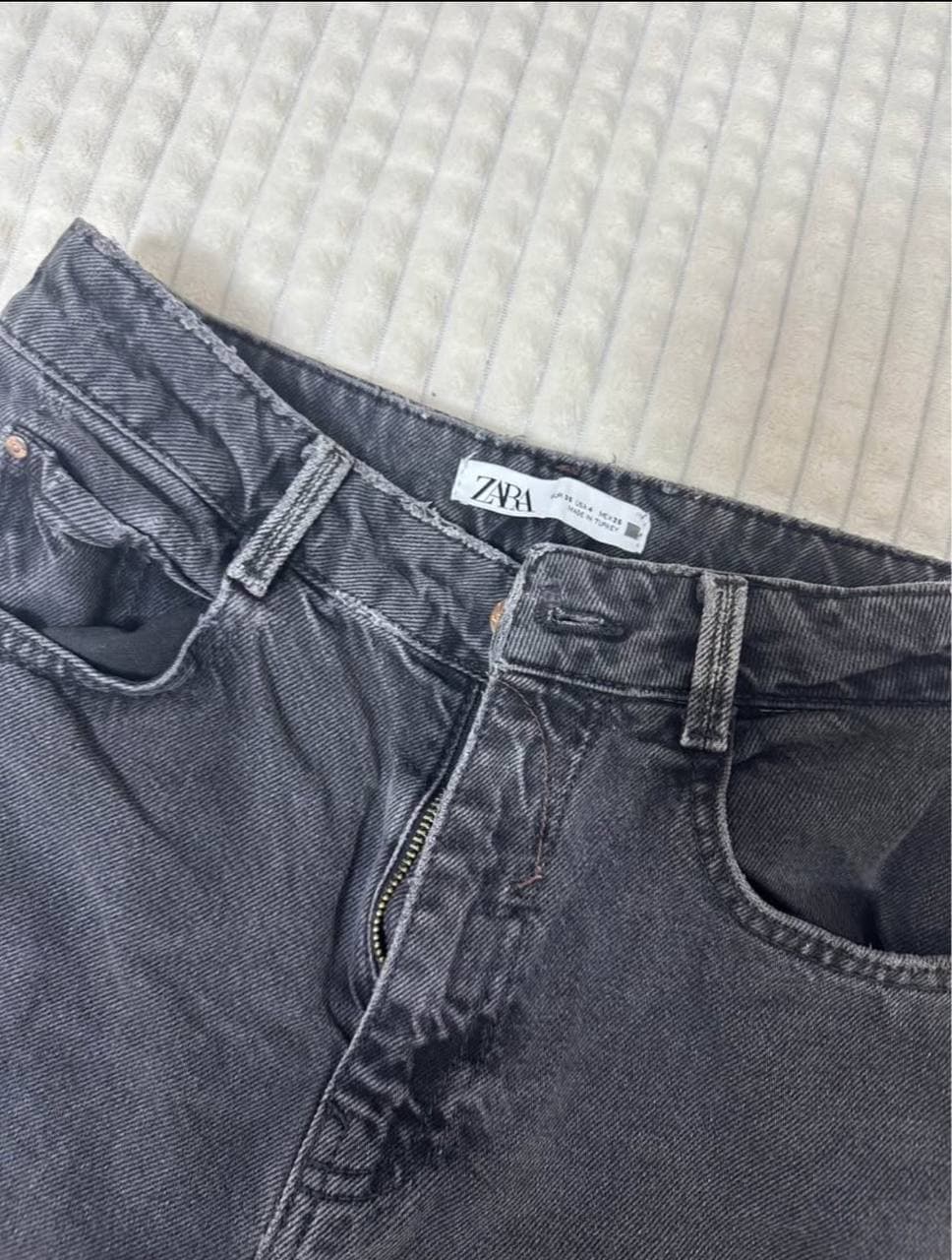 Джинсы серые Zara