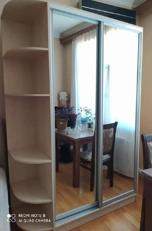 Продаю шкаф б/ у в отличном состоянии
