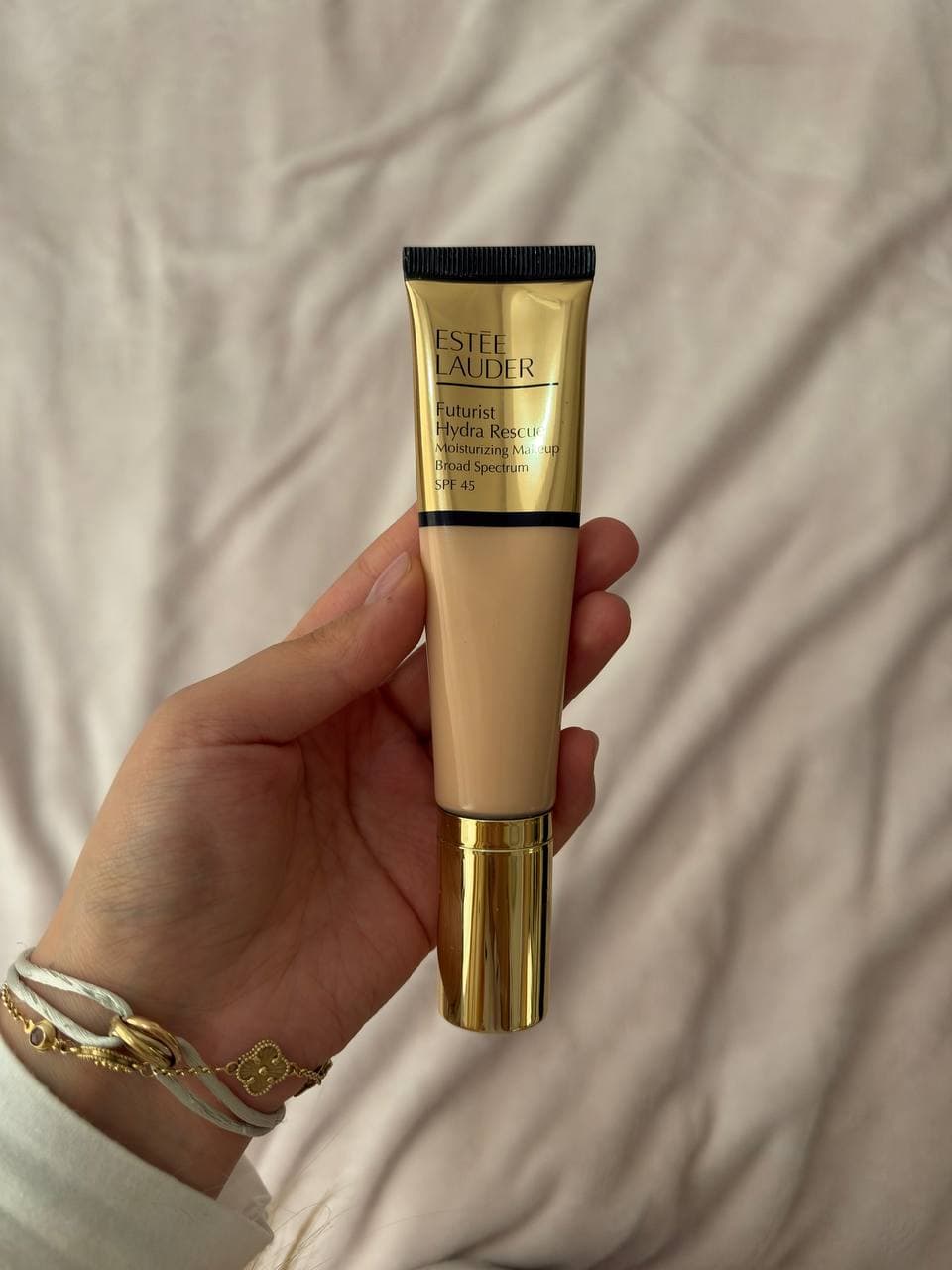 Тональный крем Estee Lauder оттенок 1С1. Использовала пару раз. Не…
