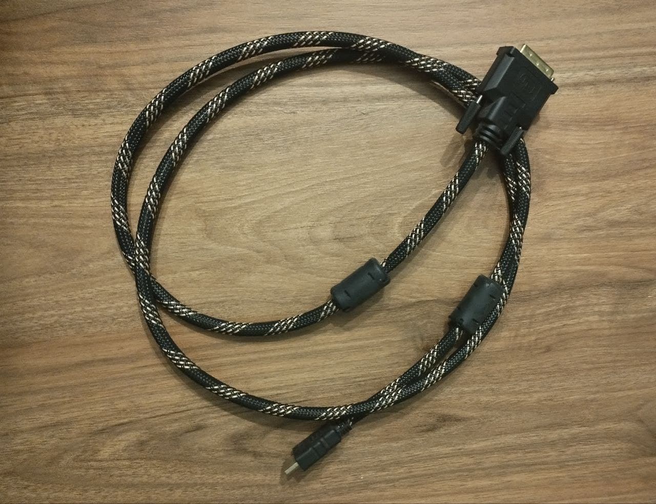 Кабель HDMI DVI