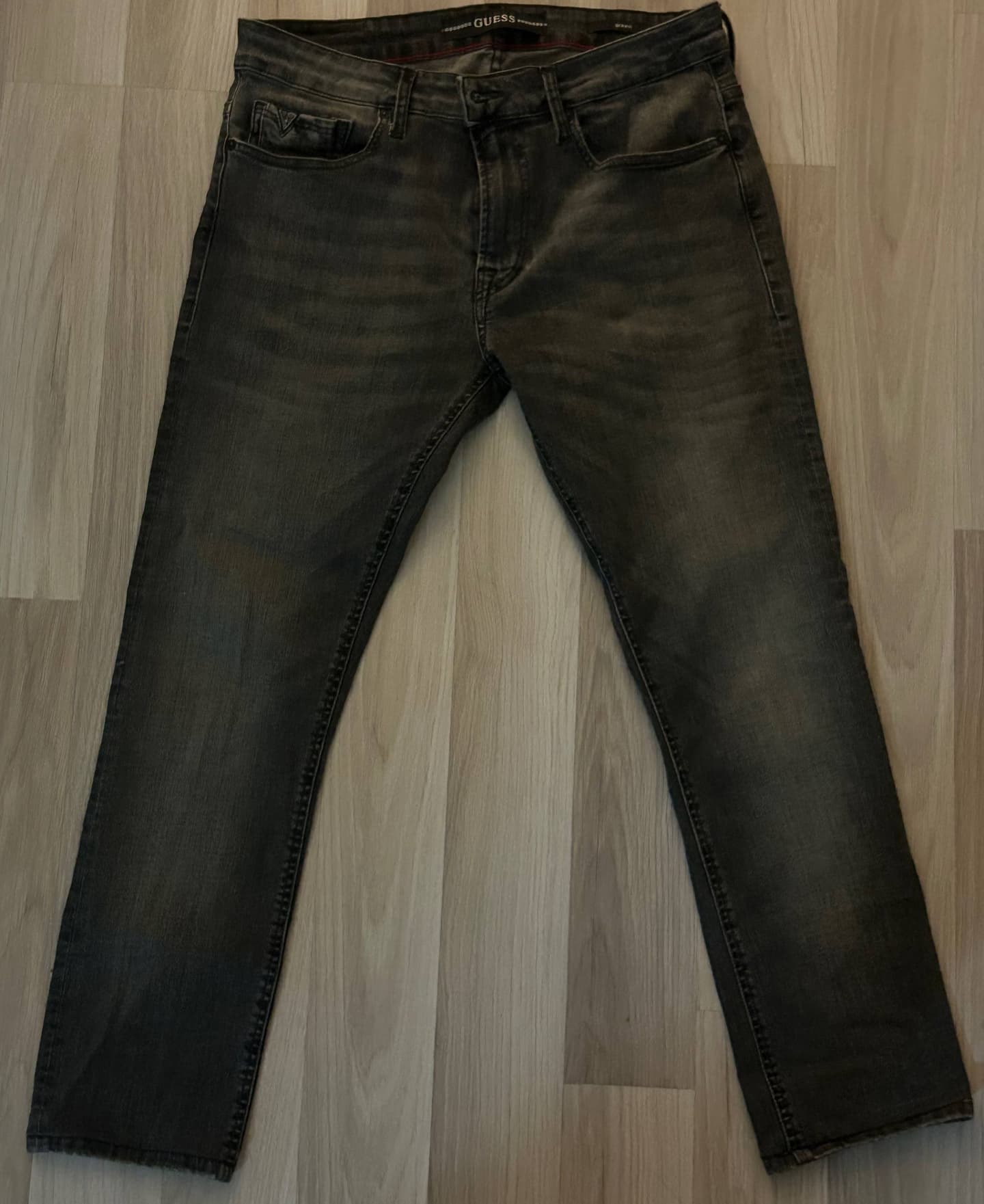 Оригинальные джинсы Guess. Надевались один раз. В идеальном состоянии. Самовывоз с центра города. Ра, фото 1